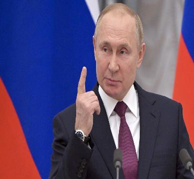 بوتين : لن ننقل الغاز عبر اوكرانيا ...ومشتري الغاز يدفع لاي بنك روسي 